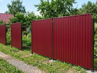 Профлист МП20 0.9 мм RAL 3005 Красное Вино 1 - в «Монолит-Металлопрокат».