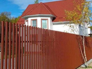 Штакетник П-образный В Монолит 0,45 Print Elite Chestnut Wood Chestnut Wood 2 - в «Монолит-Металлопрокат».