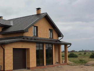 Металлочерепица Металл-Профиль Супермонтеррей 0,5 NormanMP RR 32 Темно-коричневый 4 - в «Монолит-Металлопрокат».
